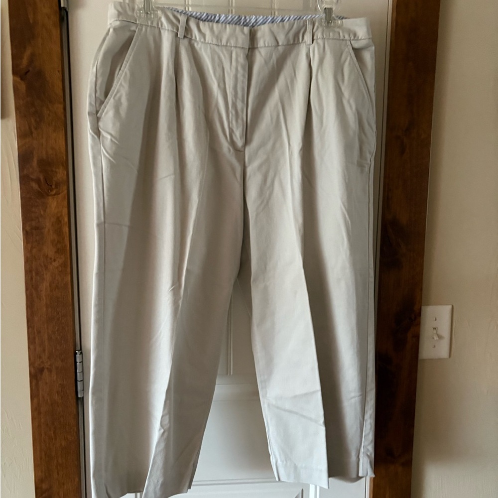 Women’s JM COLLECTION Size 18 Tan Crop Pants NEVER WORN / No Tags